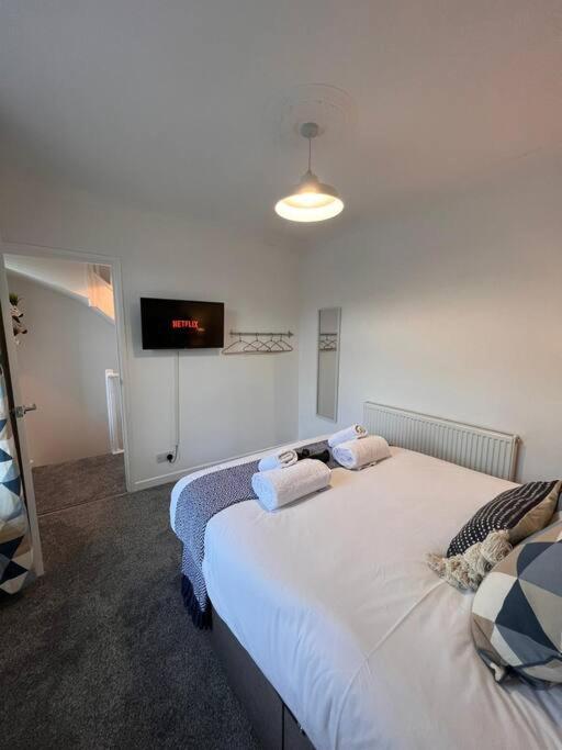 Bridge Place - Spacious Home With Plenty Of Beds! ميرثير تيدفيل المظهر الخارجي الصورة